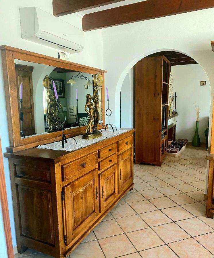 Villa Ingrid Алайор Екстериор снимка